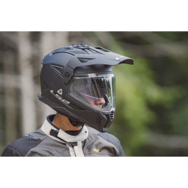 LS2 MX702 Pioneer II Adventure-Helmet ECE 22.06 with sun visor and emergency release